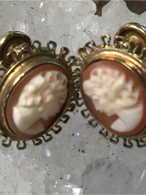 Vintage GF Cameo Earrings